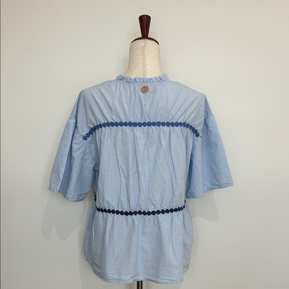 Simply Southern Light Blue Rick Rack Trim Top Size Small - Picture 3 of 6
